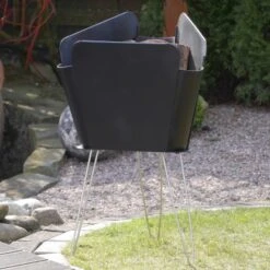 VASNER Merive M2 Feuerkorb Mittelhoch Abgerundet Schwarz -Grill und Flamme sign garten terrasse mood4